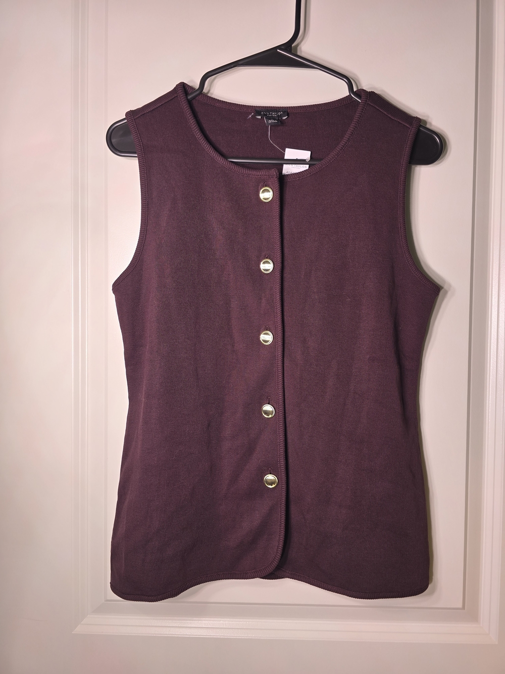 Ann Taylor Deep Plum Sleeveless Button-Front Knit Shell with Gold Buttons